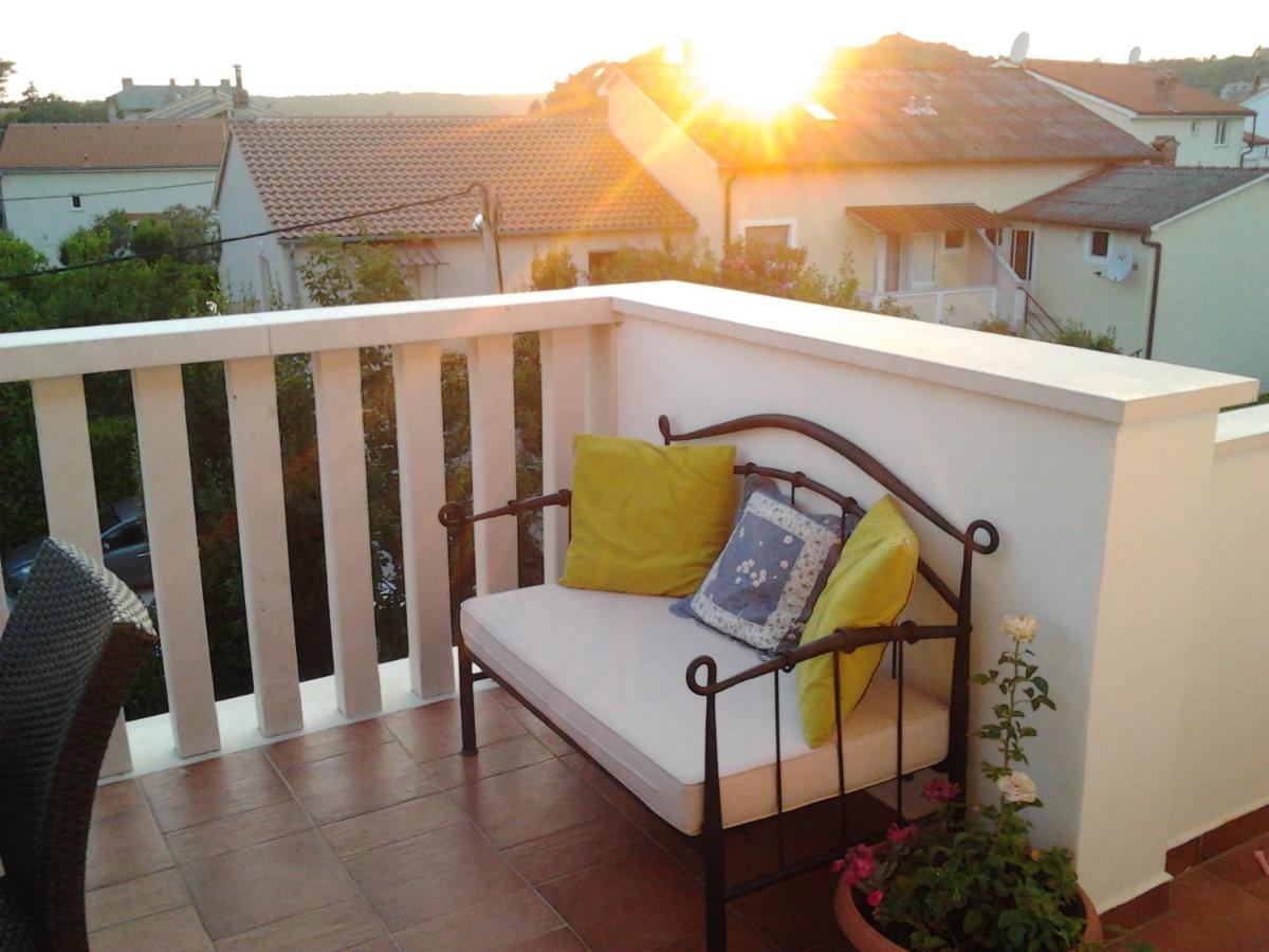 Sunshine Apartment Palit Kültér fotó